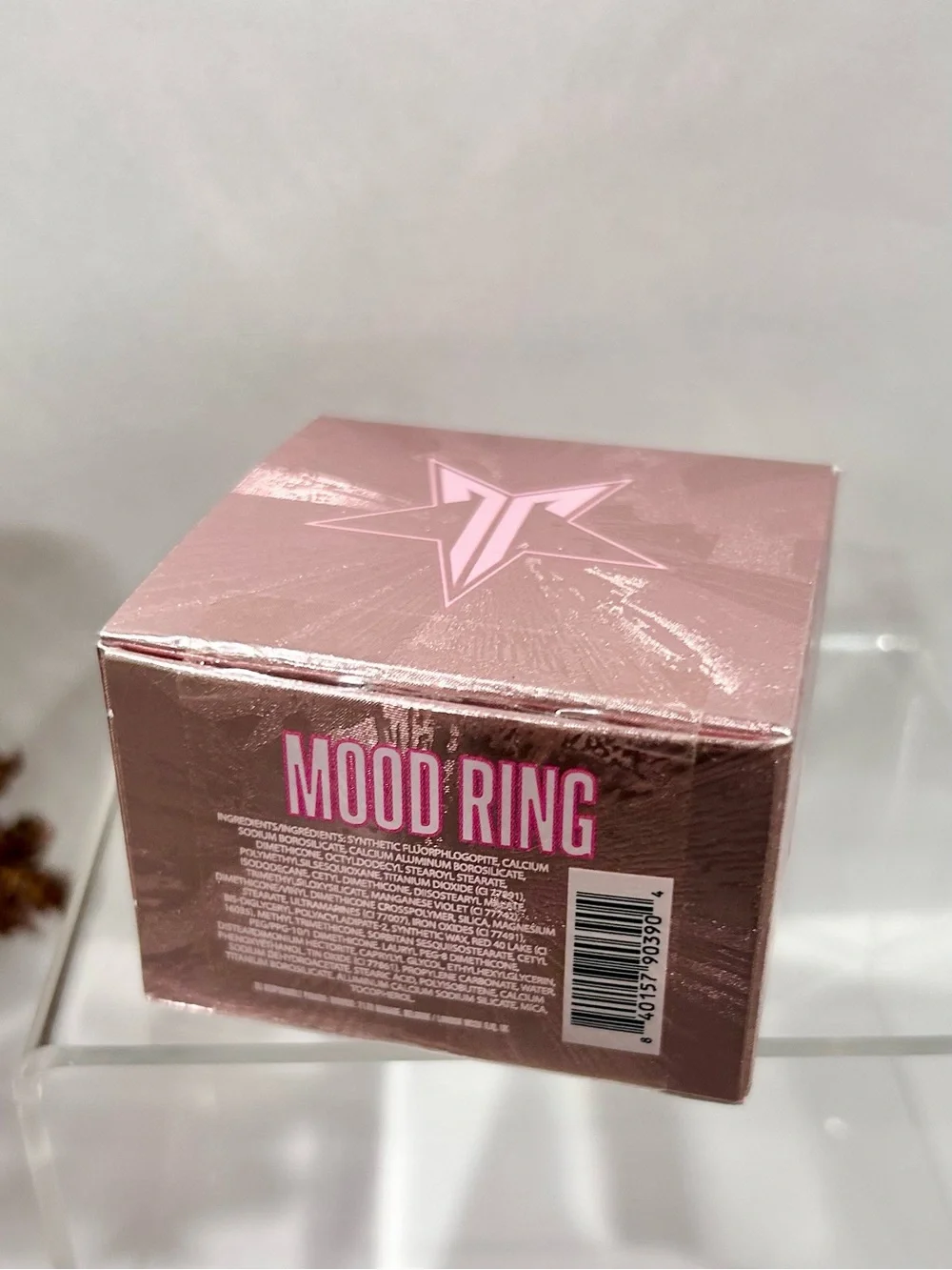 Jeffree Star Cosmetics Eye Gloss Powder in the shade Mood Ring